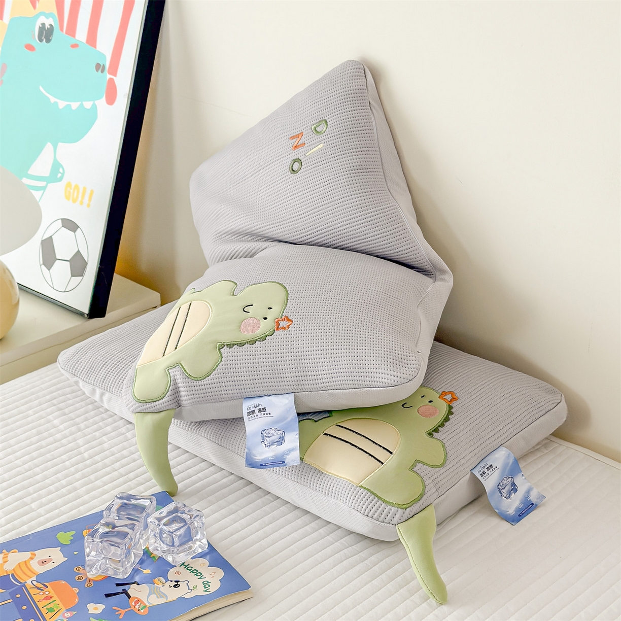 91家纺网 家纺一手货源 找家纺 麦肯锡 2026新款小恐龙儿童荞麦枕枕头枕芯 灰色