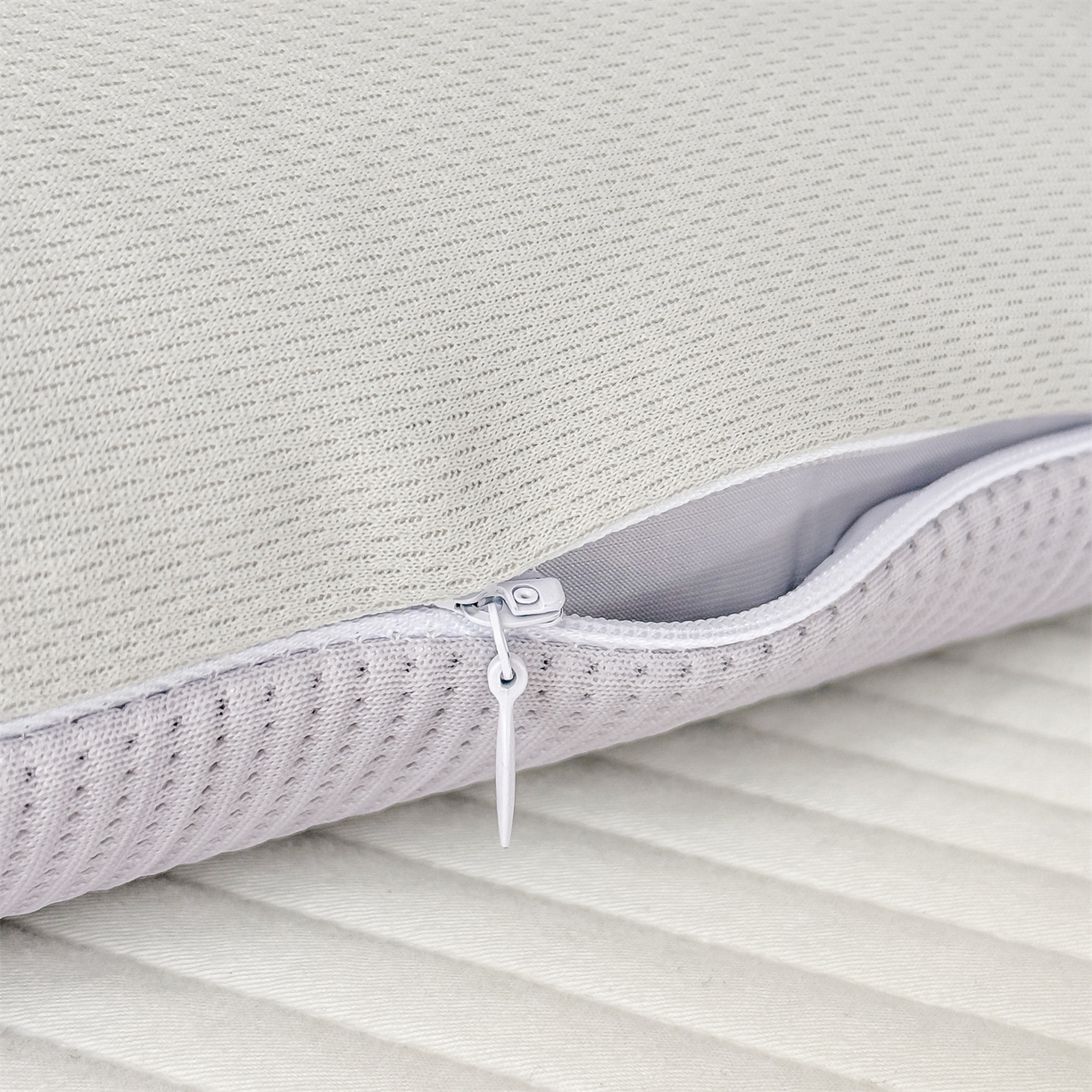 91家纺网 家纺一手货源 找家纺 麦肯锡 2026新款小恐龙儿童荞麦枕枕头枕芯 灰色