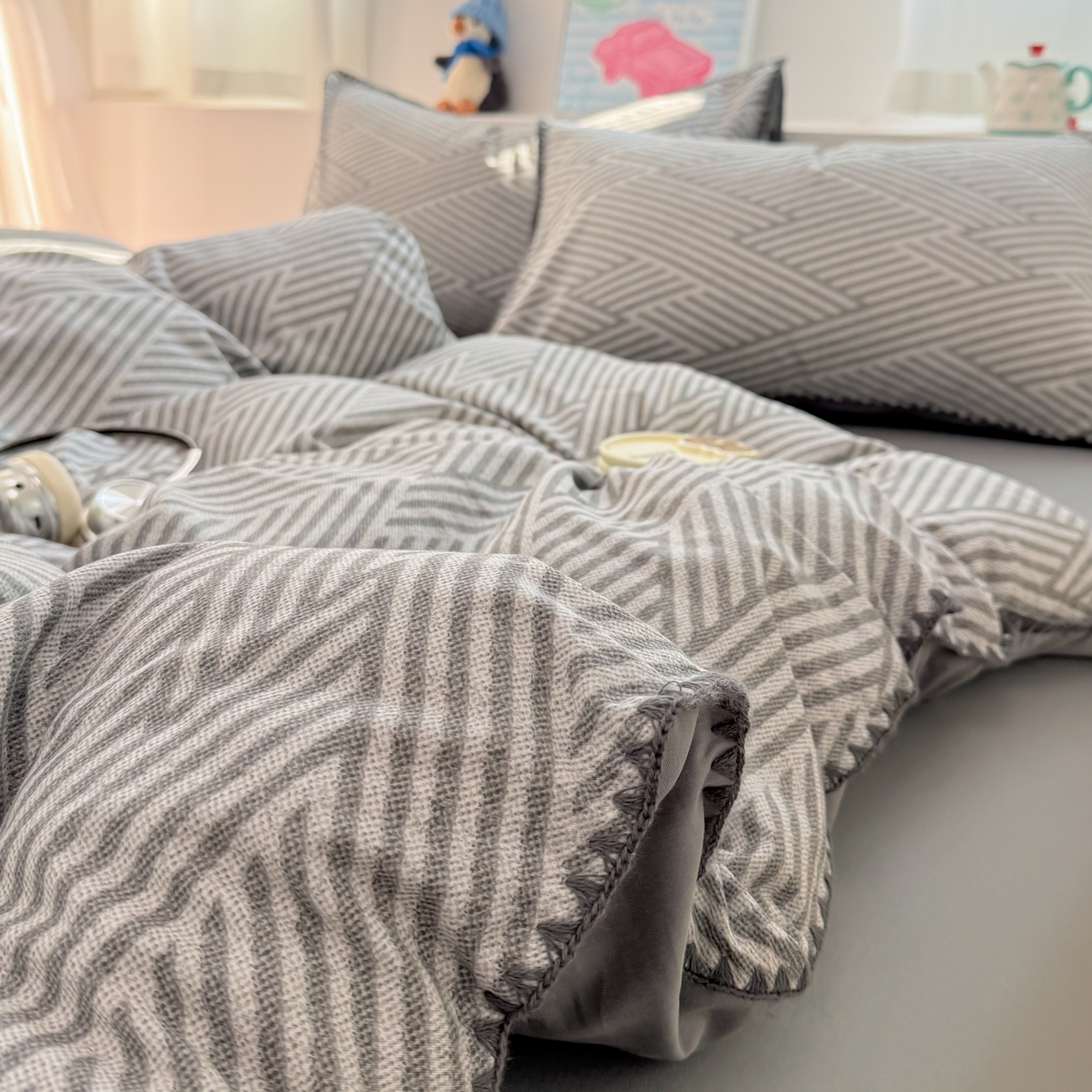 简宜家居（朝初家纺） 2026新款贝壳边卡通可爱纯棉全棉四件套 编织灰条-灰