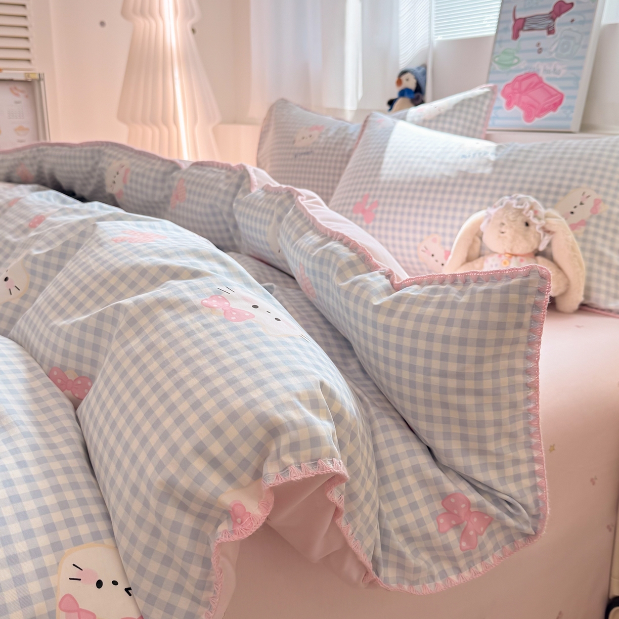 91家纺网 家纺一手货源 找家纺 简宜家居（朝初家纺） 2026新款贝壳边卡通可爱纯棉全棉四件套 蓝格日记