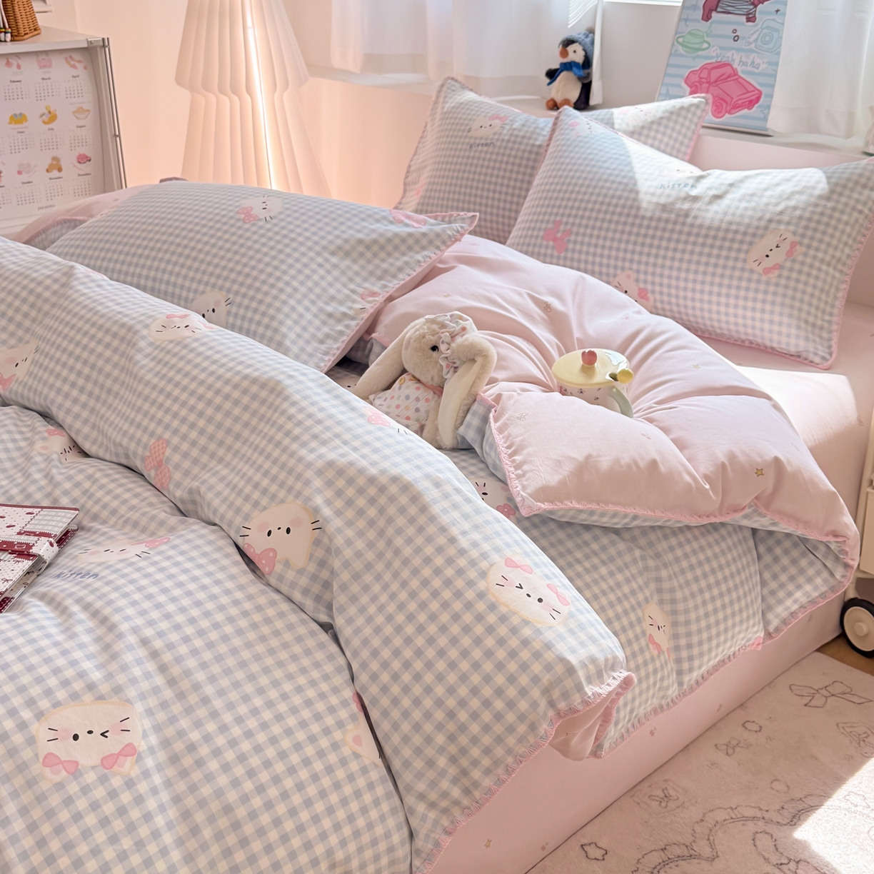 91家纺网 家纺一手货源 找家纺 简宜家居（朝初家纺） 2026新款贝壳边卡通可爱纯棉全棉四件套 蓝格日记