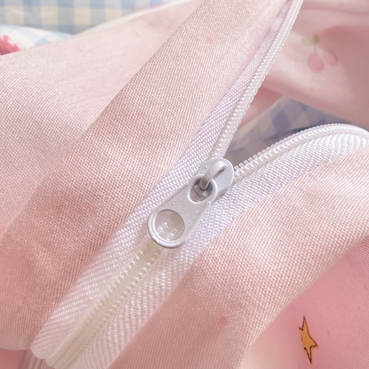 91家纺网 家纺一手货源 找家纺 简宜家居（朝初家纺） 2026新款贝壳边卡通可爱纯棉全棉四件套 蓝格日记