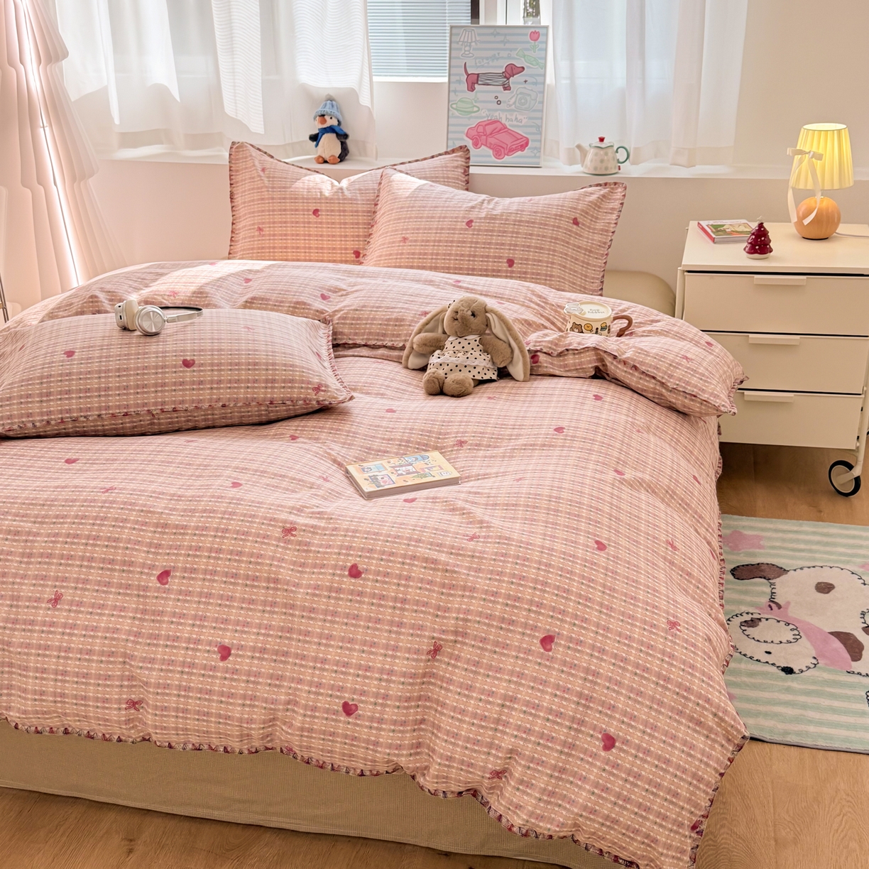 91家纺网 家纺一手货源 找家纺 简宜家居（朝初家纺） 2026新款贝壳边卡通可爱纯棉全棉四件套 彩格爱心