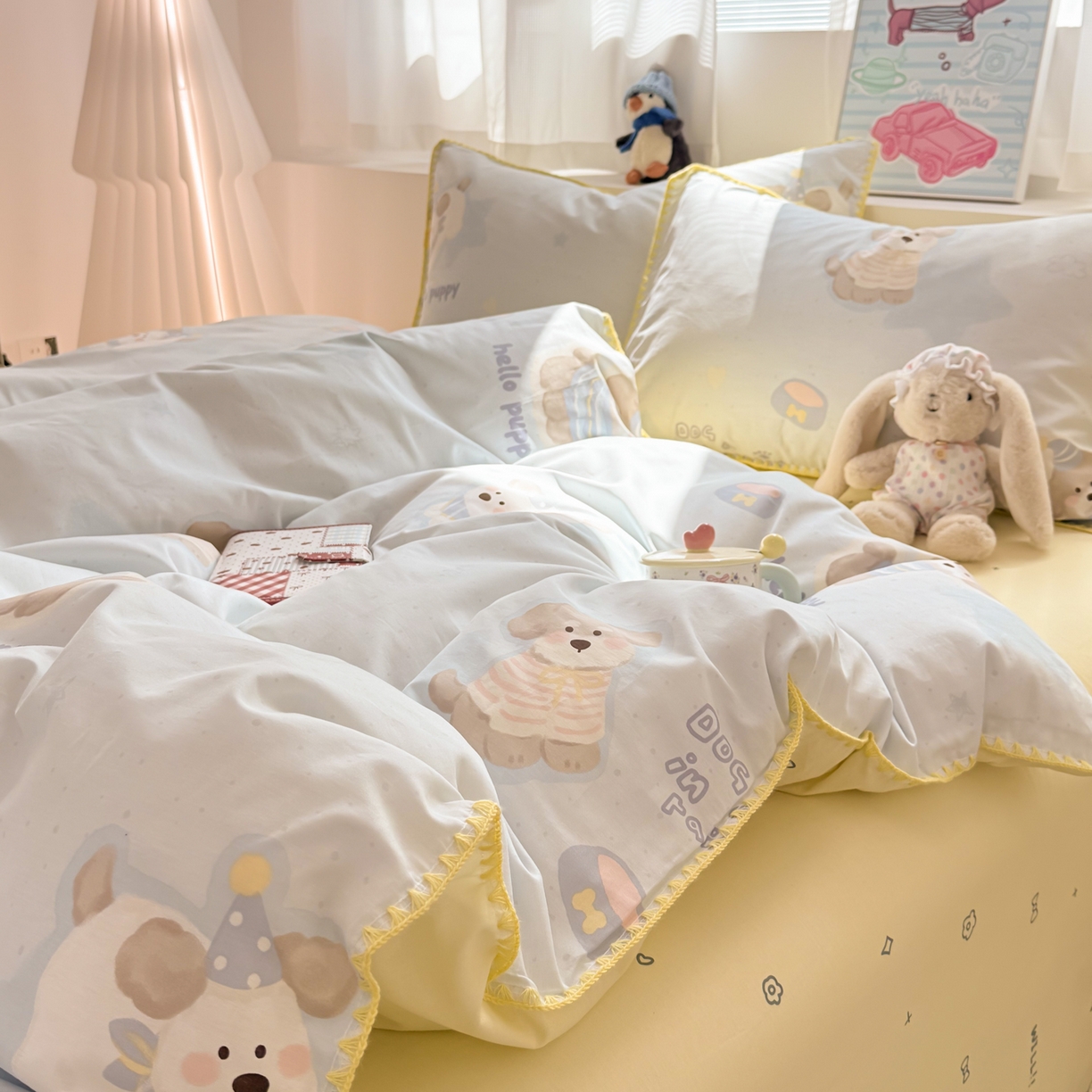 91家纺网 家纺一手货源 找家纺 简宜家居（朝初家纺） 2026新款贝壳边卡通可爱纯棉全棉四件套 派对小狗-黄