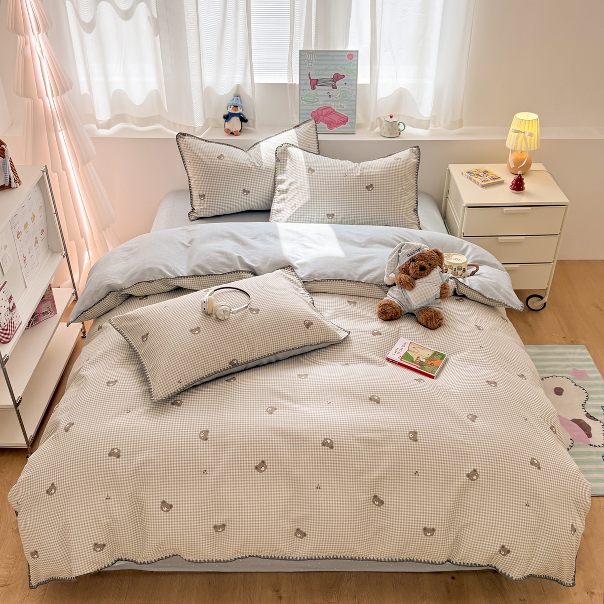 91家纺网 家纺一手货源 找家纺 简宜家居（朝初家纺） 2026新款贝壳边卡通可爱纯棉全棉四件套 棕格小熊
