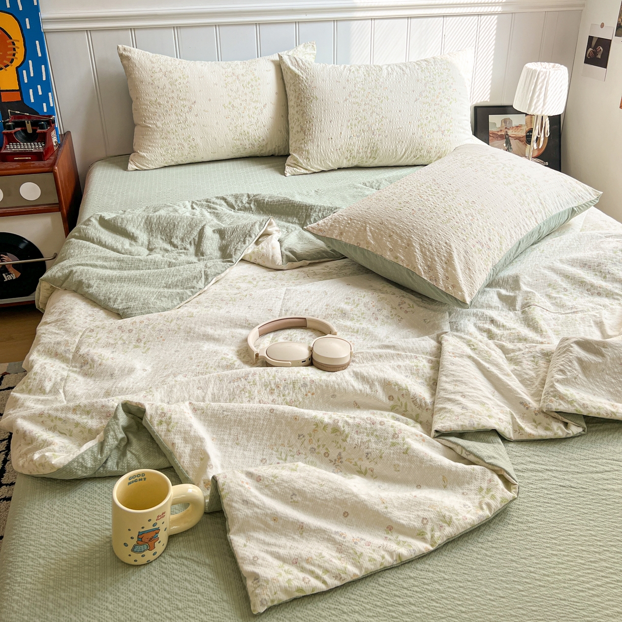 91家纺网 家纺一手货源 找家纺 禾沐  2026新款泡芙纱夏被四件套简单款 浅夏花信