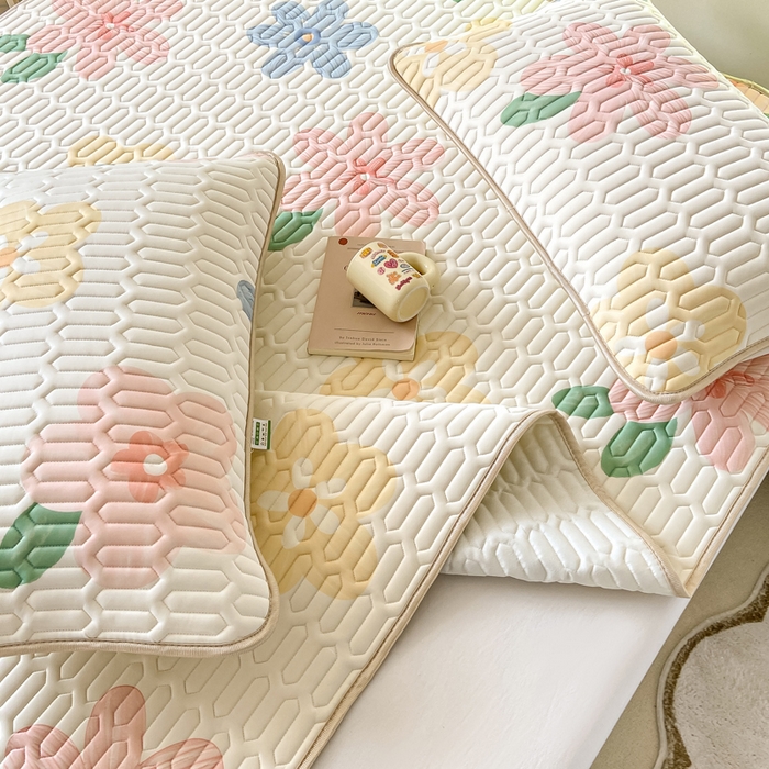 91家纺网 家纺一手货源 找家纺 （总）耐思家纺 2025新款A类0.5乳胶母婴级凉感丝印花乳胶凉席