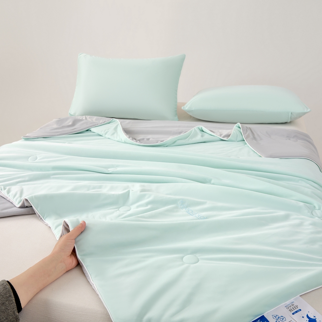 91家纺网 家纺一手货源 找家纺 爱彼家纺 2026夏季新款凉感丝小冰块夏被纯色小冰被-小冰块夏被 青草绿