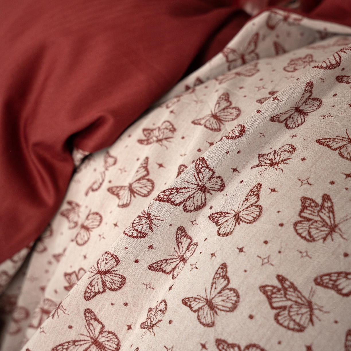 91家纺网 家纺一手货源 找家纺 （总）时光里 2026新款婚庆款60S色织水洗提花四件套