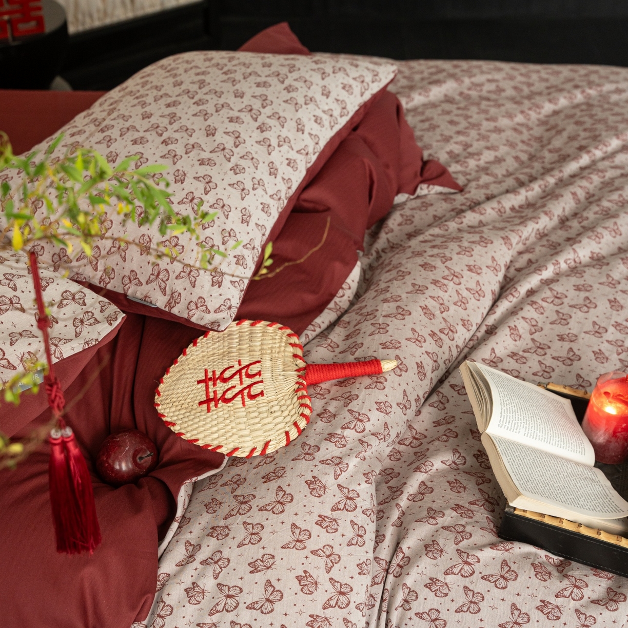 91家纺网 家纺一手货源 找家纺 （总）时光里 2026新款婚庆款60S色织水洗提花四件套