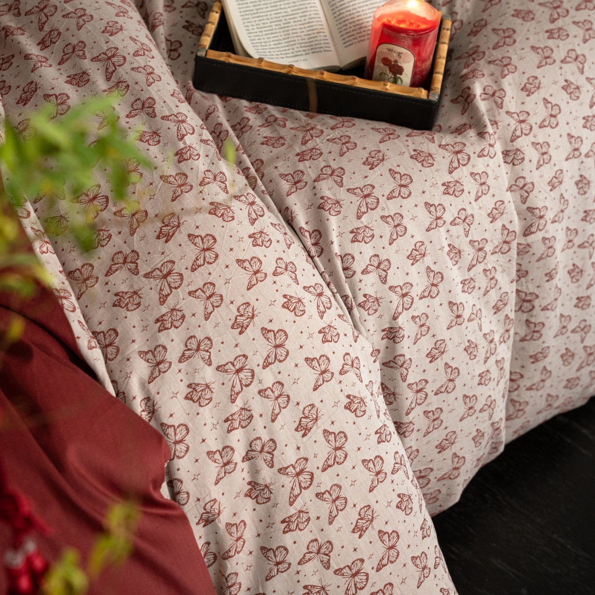 91家纺网 家纺一手货源 找家纺 （总）时光里 2026新款婚庆款60S色织水洗提花四件套