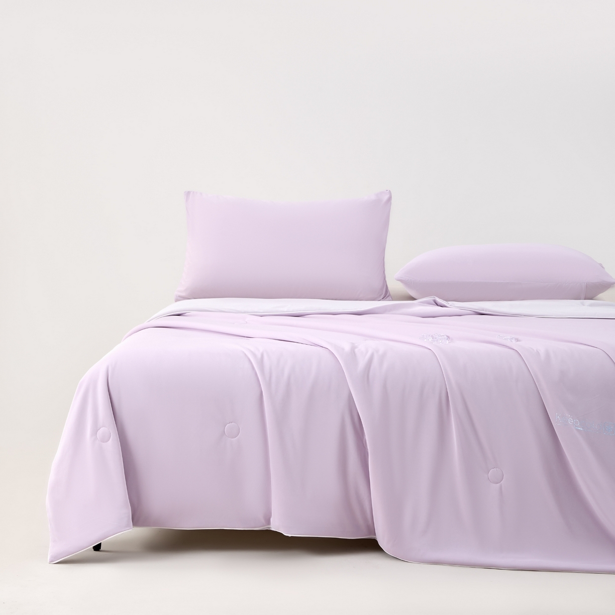 91家纺网 家纺一手货源 找家纺 爱彼家纺 2026夏季新款凉感丝小冰块夏被纯色小冰被-小冰块夏被 香芋紫