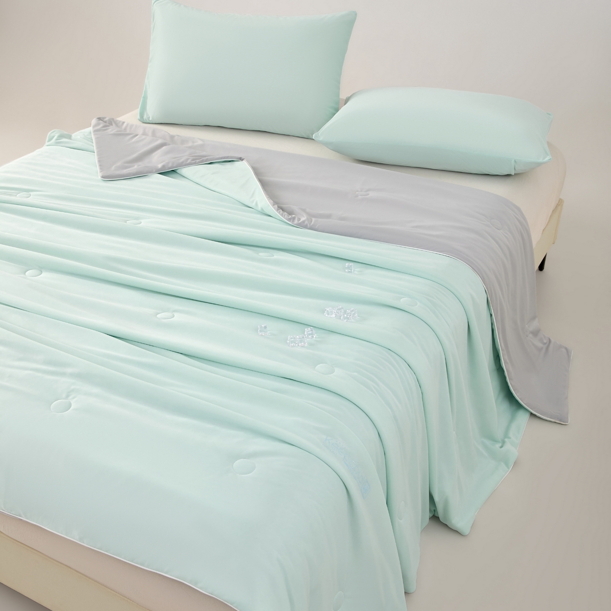 91家纺网 家纺一手货源 找家纺 悦织湾家纺 2026新款凉感丝夏被夏凉被透气凉感冰丝被子空调被夏秋 青草绿