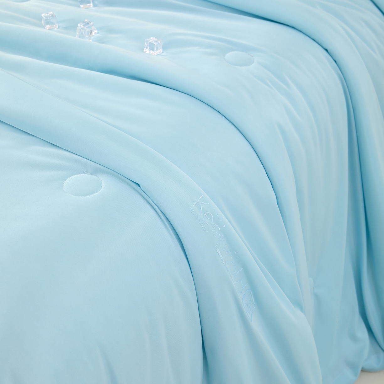 91家纺网 家纺一手货源 找家纺 悦织湾家纺 2026新款凉感丝夏被夏凉被透气凉感冰丝被子空调被夏秋 天空蓝