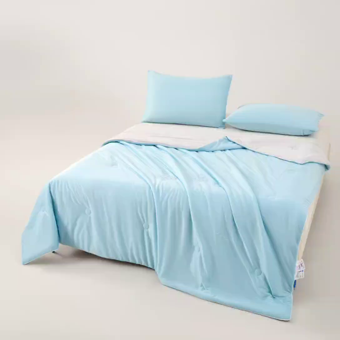 91家纺网 家纺一手货源 找家纺 悦织湾家纺 2026新款凉感丝夏被夏凉被透气凉感冰丝被子空调被夏秋 天空蓝