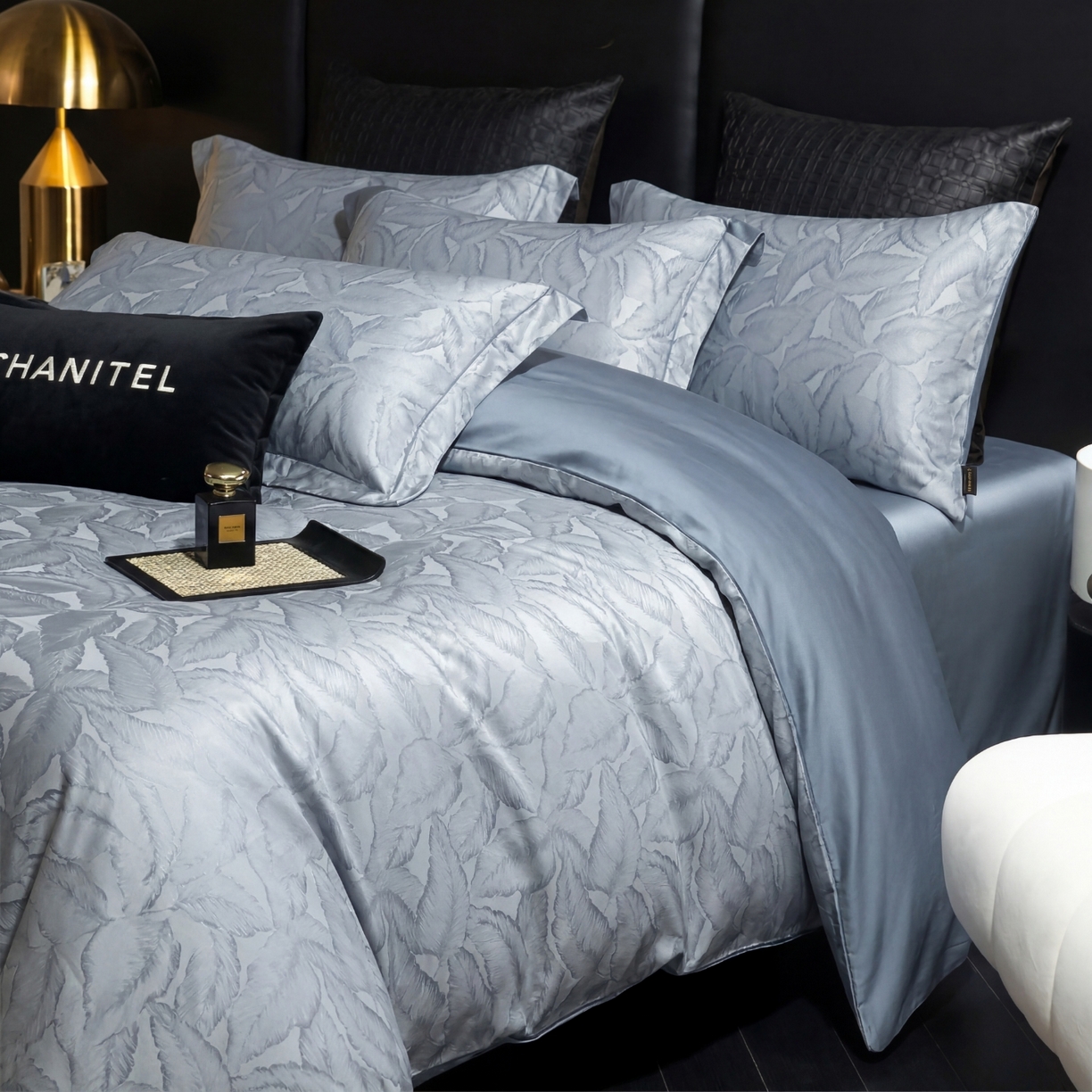 91家纺网 家纺一手货源 找家纺 悦织湾家纺 2026新款轻奢冰丝提花四件套凉感夏秋床上用品三四件套 雾屿蓝叶