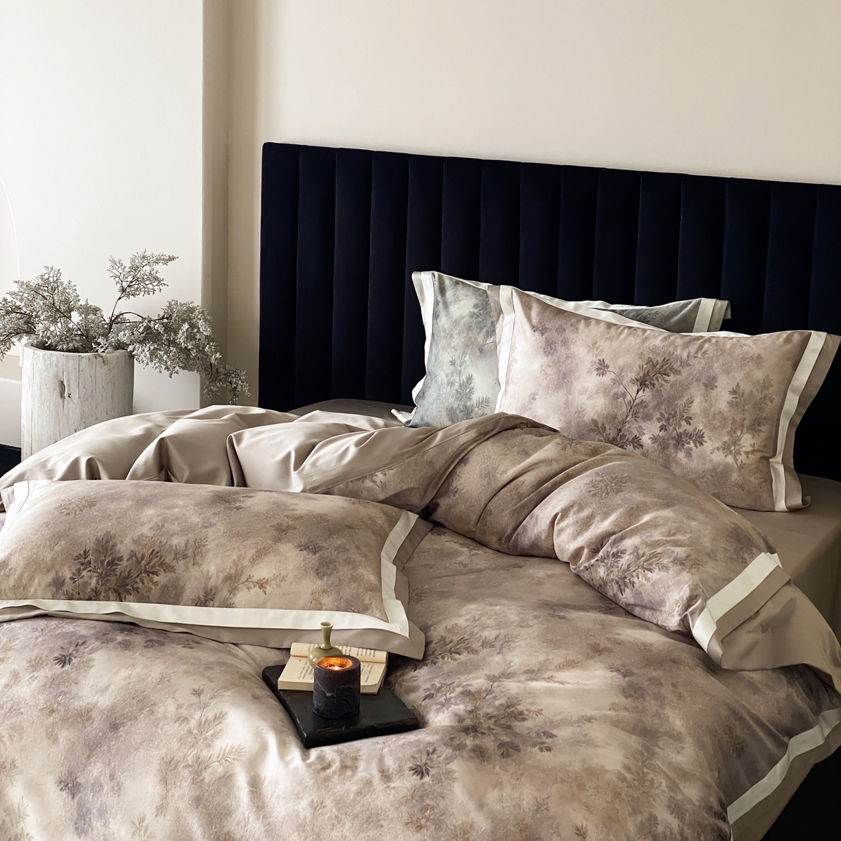 91家纺网 家纺一手货源 找家纺 赫帛 2026新款高端舒柔棉纯棉数码印花四件套-江南墨韵系列 江南墨韵-咖色