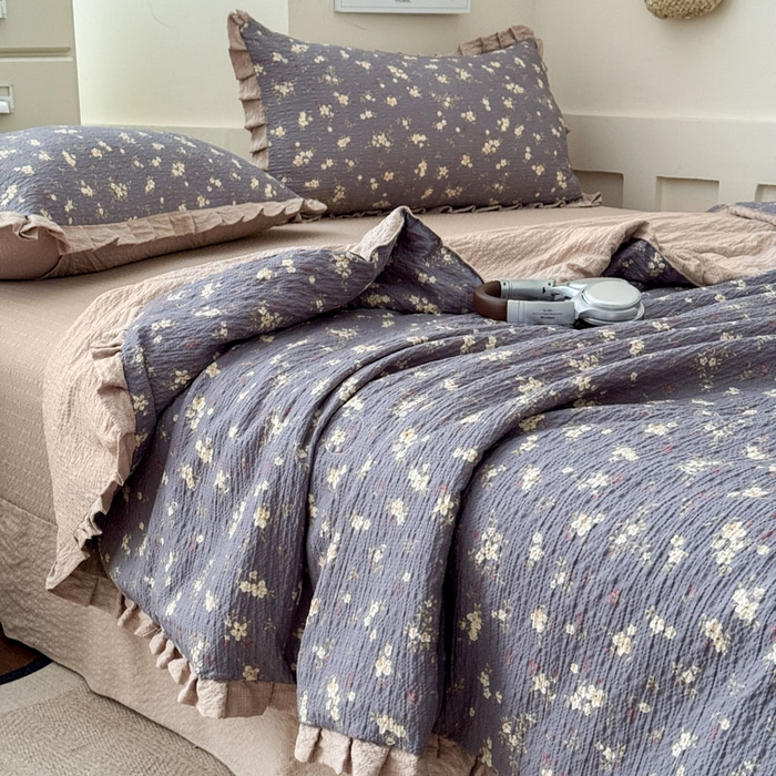 91家纺网 家纺一手货源 找家纺 （总）迪梦姿家纺 2026新款泡芙纱花边款夏被四件套-款式二