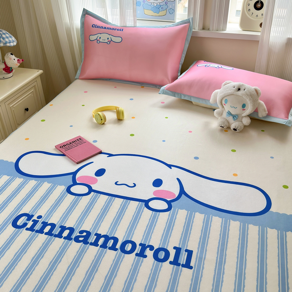 91家纺网 家纺一手货源 找家纺 桃子家居 2026新款A类三丽鸥授权数码印花中分子1200D凉感冰丝宽边凉感软席凉席席子 冰丝席-呆萌玉桂狗