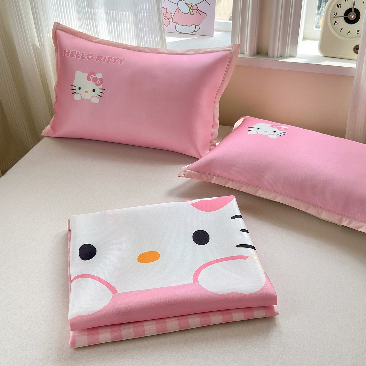 91家纺网 家纺一手货源 找家纺 桃子家居 2026新款A类三丽鸥授权数码印花中分子1200D凉感冰丝宽边凉感软席凉席席子 冰丝席-公主KT粉