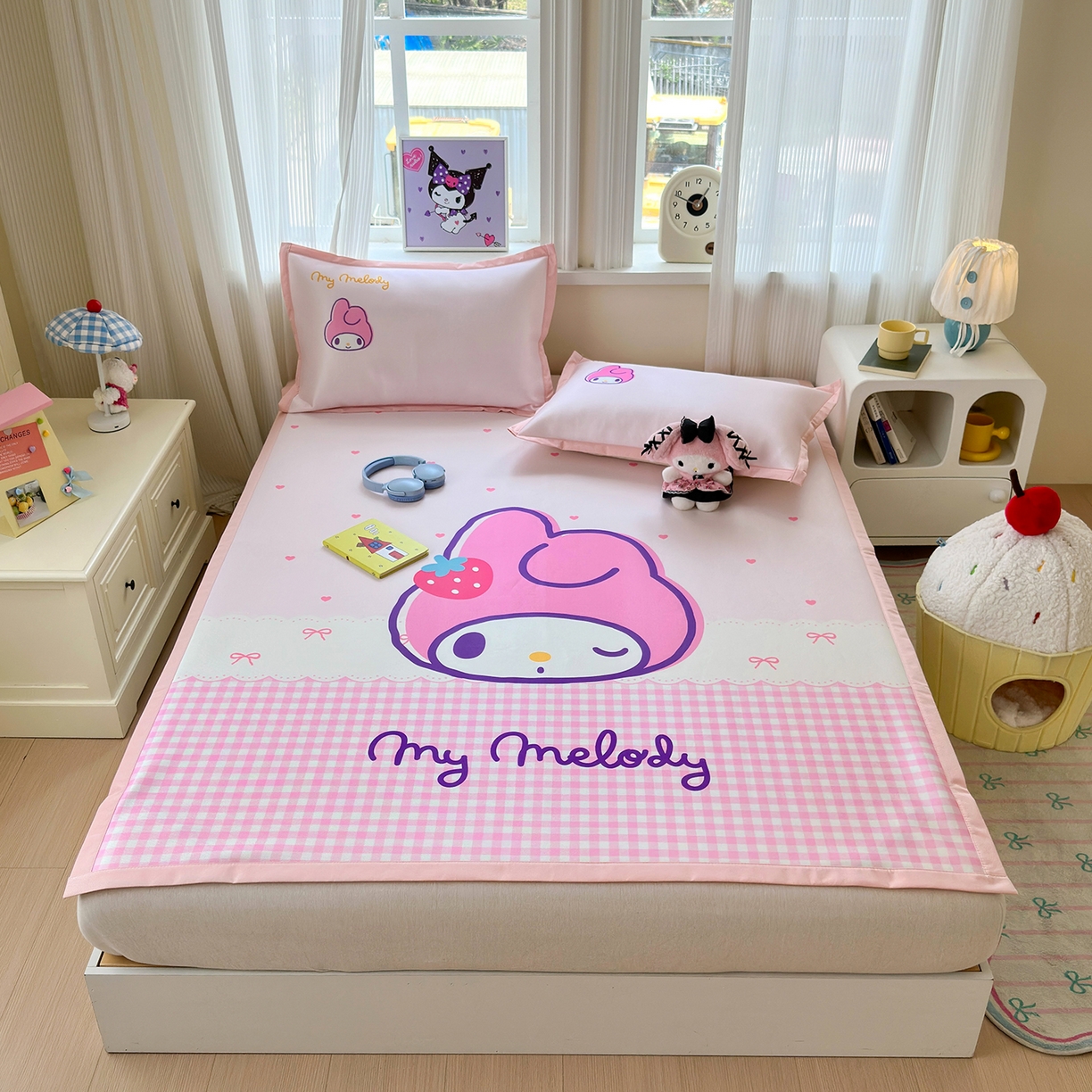 91家纺网 家纺一手货源 找家纺 桃子家居 2026新款A类三丽鸥授权数码印花中分子1200D凉感冰丝宽边凉感软席凉席席子 冰丝席-萌萌美乐蒂