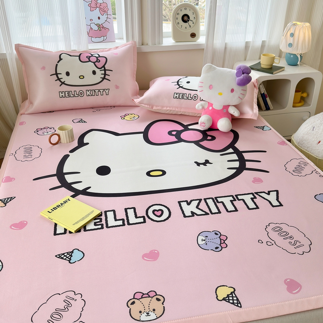 91家纺网 家纺一手货源 找家纺 桃子家居 2026新款A类三丽鸥授权数码印花中分子1200D凉感冰丝宽边凉感软席凉席席子 冰丝席-少女kt