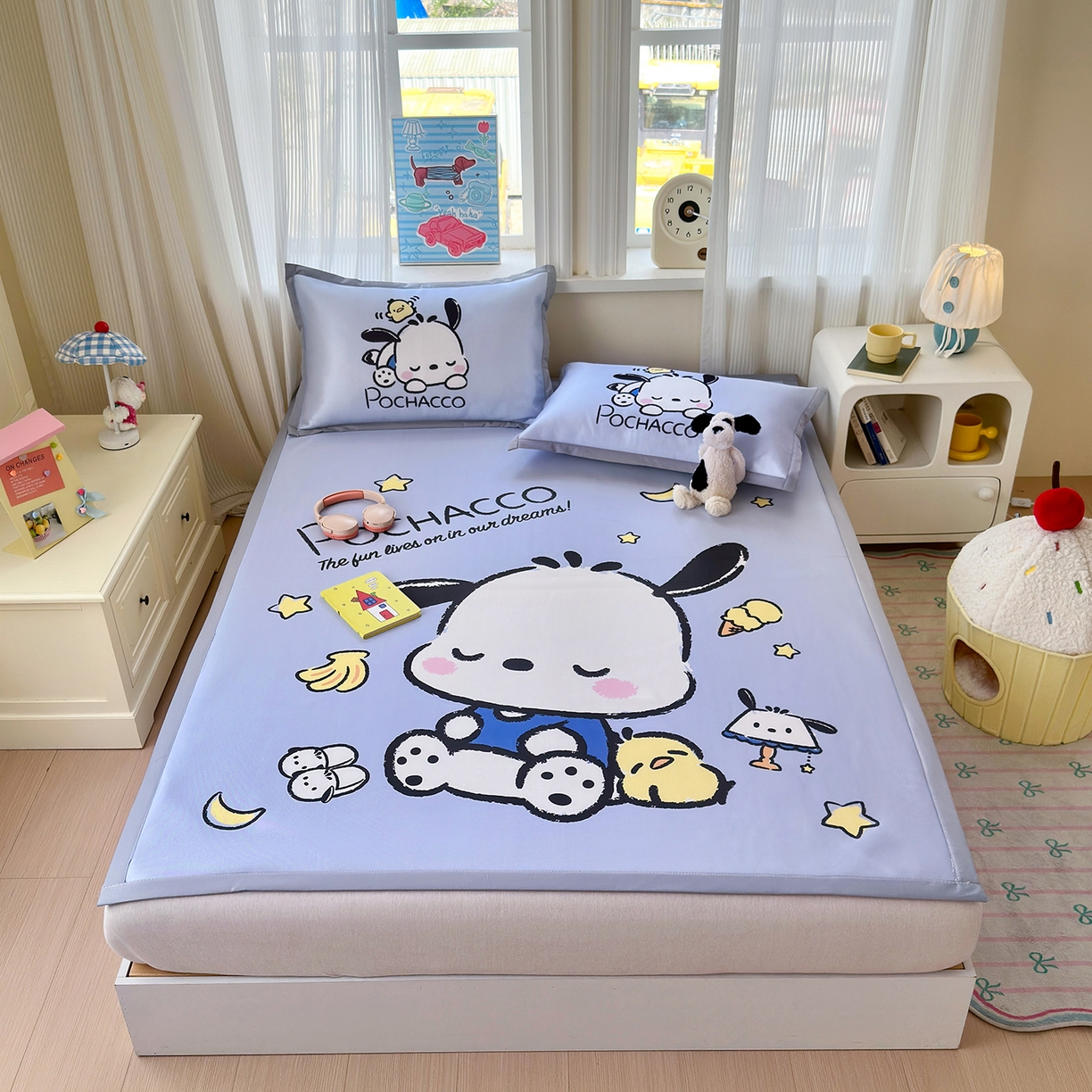 91家纺网 家纺一手货源 找家纺 桃子家居 2026新款A类三丽鸥授权数码印花中分子1200D凉感冰丝宽边凉感软席凉席席子 冰丝席-贪睡帕哈狗