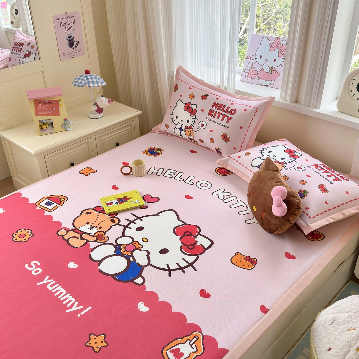 91家纺网 家纺一手货源 找家纺 桃子家居 2026新款A类三丽鸥授权数码印花中分子1200D凉感冰丝宽边凉感软席凉席席子 冰丝席-糖果牛奶kt