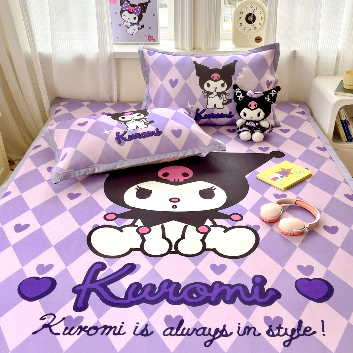 91家纺网 家纺一手货源 找家纺 桃子家居 2026新款A类三丽鸥授权数码印花中分子1200D凉感冰丝宽边凉感软席凉席席子 冰丝席-甜甜库罗米