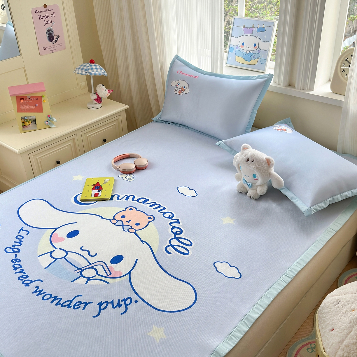 91家纺网 家纺一手货源 找家纺 桃子家居 2026新款A类三丽鸥授权数码印花中分子1200D凉感冰丝宽边凉感软席凉席席子 冰丝席-云朵大耳狗