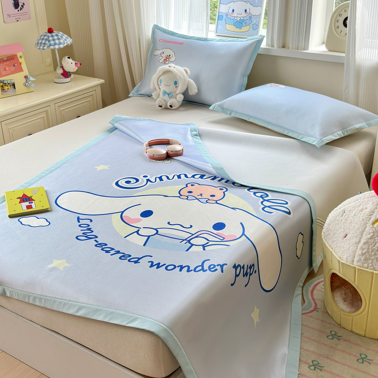 91家纺网 家纺一手货源 找家纺 桃子家居 2026新款A类三丽鸥授权数码印花中分子1200D凉感冰丝宽边凉感软席凉席席子 冰丝席-云朵大耳狗