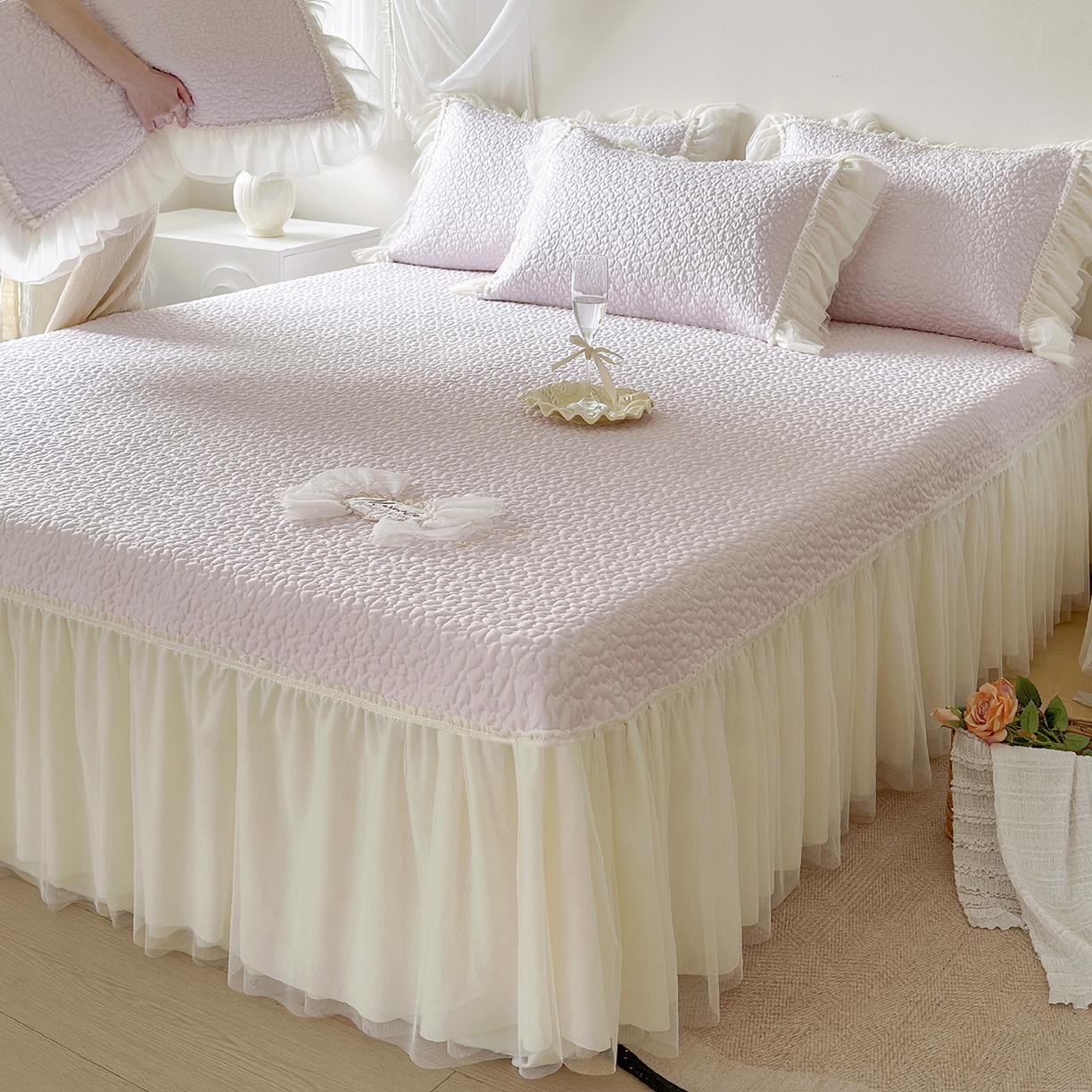 91家纺网 家纺一手货源 找家纺 乐朵家居 2026新款 蜜糖（复合）凉豆豆凉席三件套 粉紫