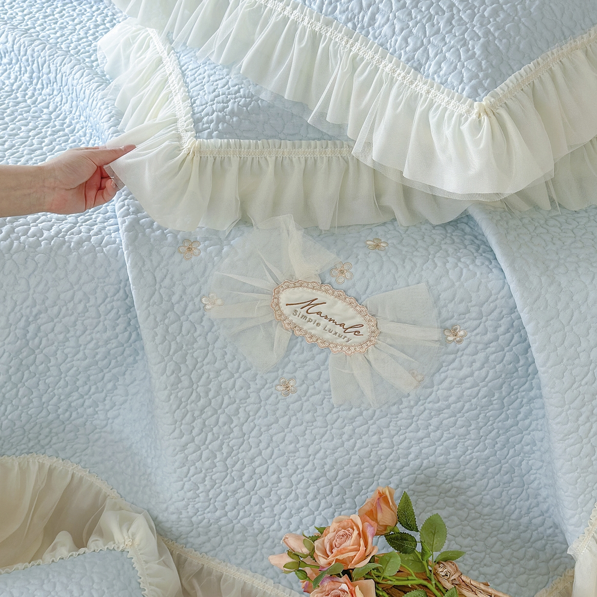 91家纺网 家纺一手货源 找家纺 乐朵家居 2026新款 蜜糖（复合）凉豆豆凉席三件套 浅蓝色