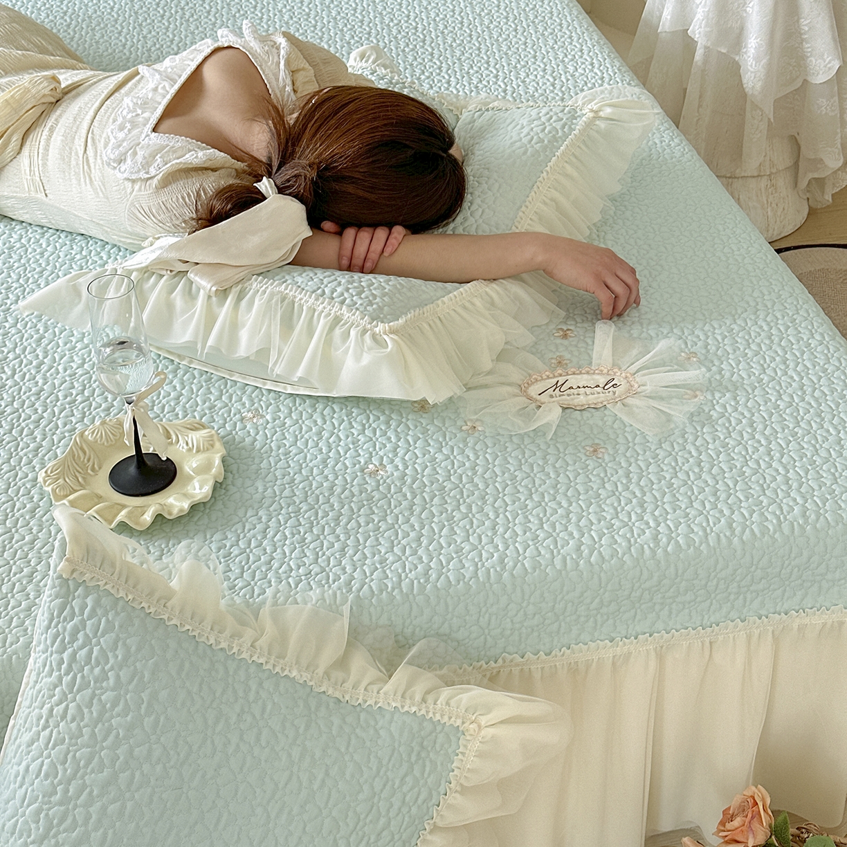 91家纺网 家纺一手货源 找家纺 乐朵家居 2026新款 蜜糖（复合）凉豆豆凉席三件套 浅绿色