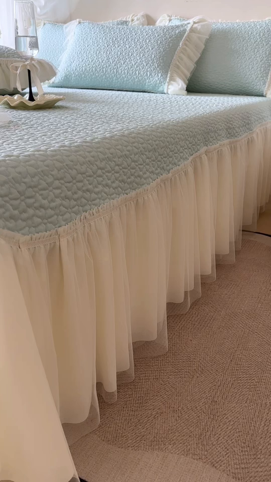 91家纺网 家纺一手货源 找家纺 乐朵家居 2026新款 蜜糖（复合）凉豆豆凉席三件套 浅绿色