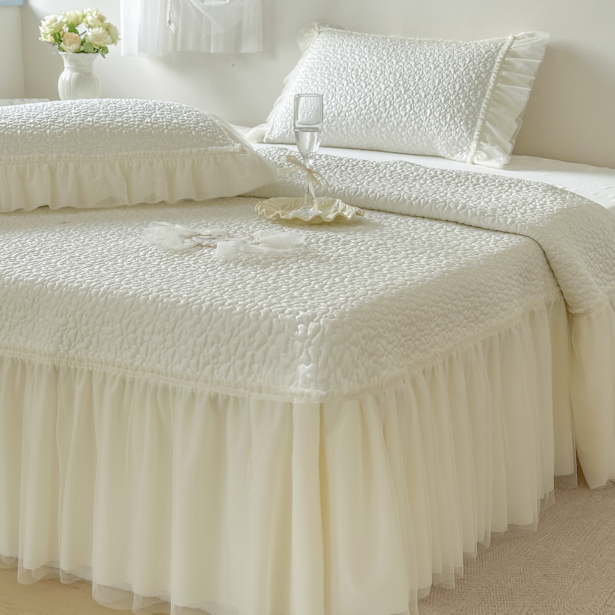 91家纺网 家纺一手货源 找家纺 乐朵家居 2026新款 蜜糖（复合）凉豆豆凉席三件套 米色