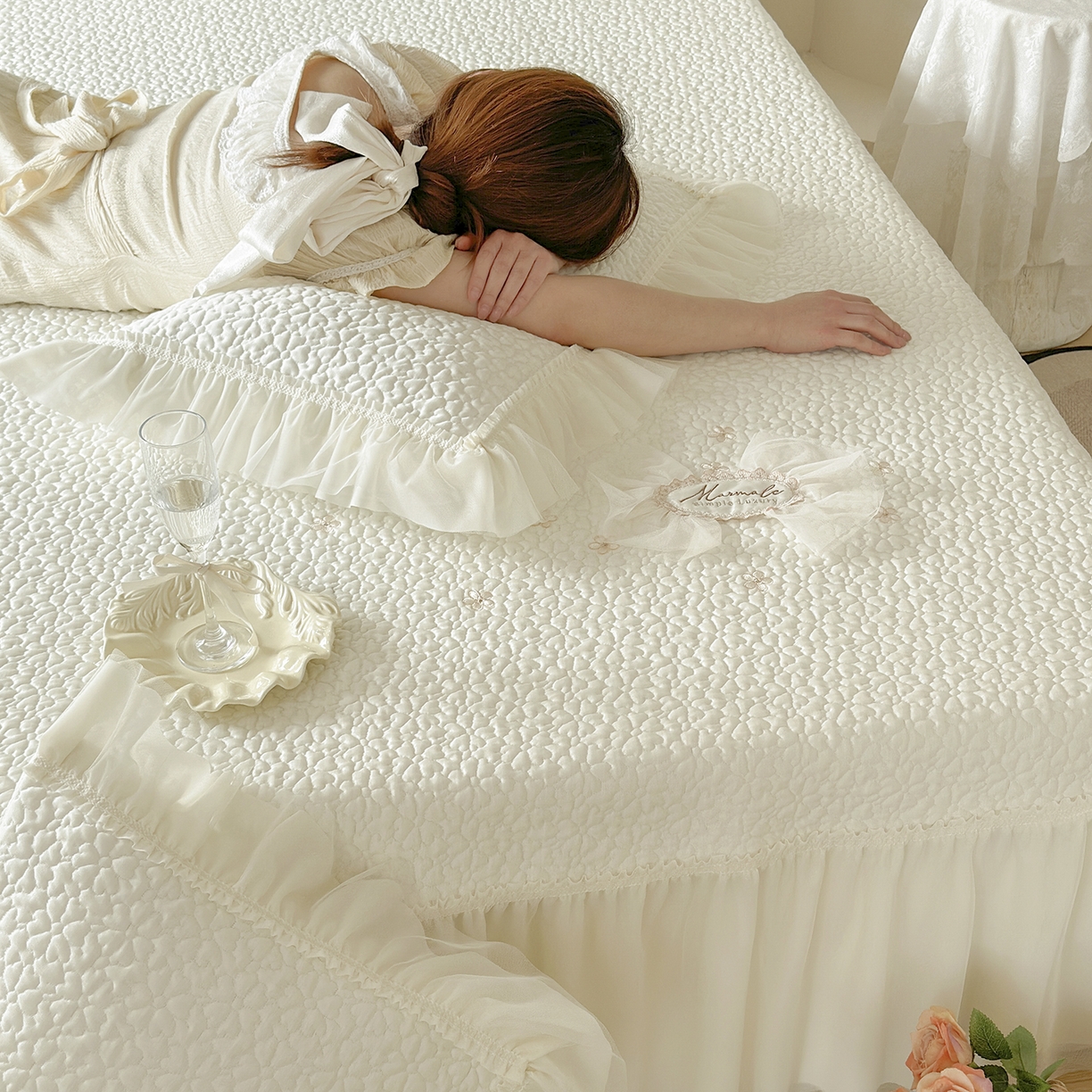 91家纺网 家纺一手货源 找家纺 乐朵家居 2026新款 蜜糖（复合）凉豆豆凉席三件套 米色