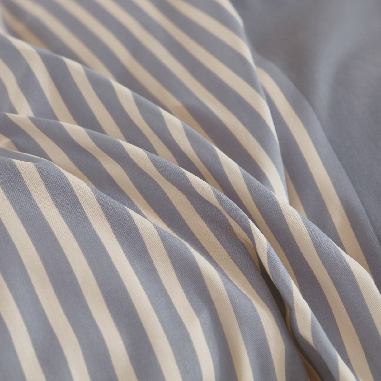 91家纺网 家纺一手货源 找家纺 雅绅阁 2026新款全棉纯棉加厚13372学生三件套多件套 巅峰