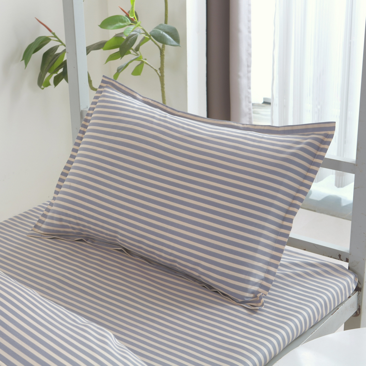 91家纺网 家纺一手货源 找家纺 雅绅阁 2026新款全棉纯棉加厚13372学生三件套多件套 巅峰