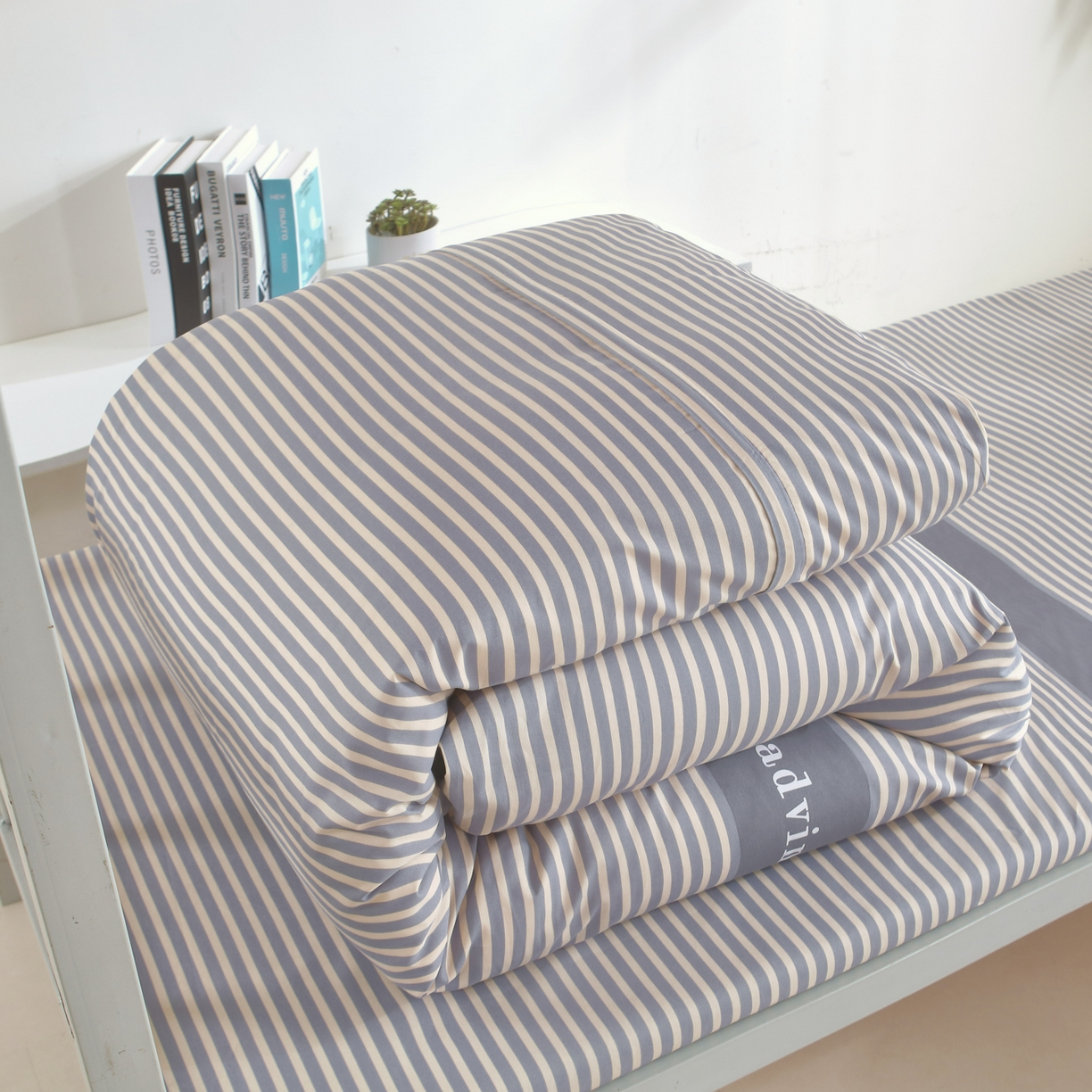 91家纺网 家纺一手货源 找家纺 雅绅阁 2026新款全棉纯棉加厚13372学生三件套多件套 巅峰