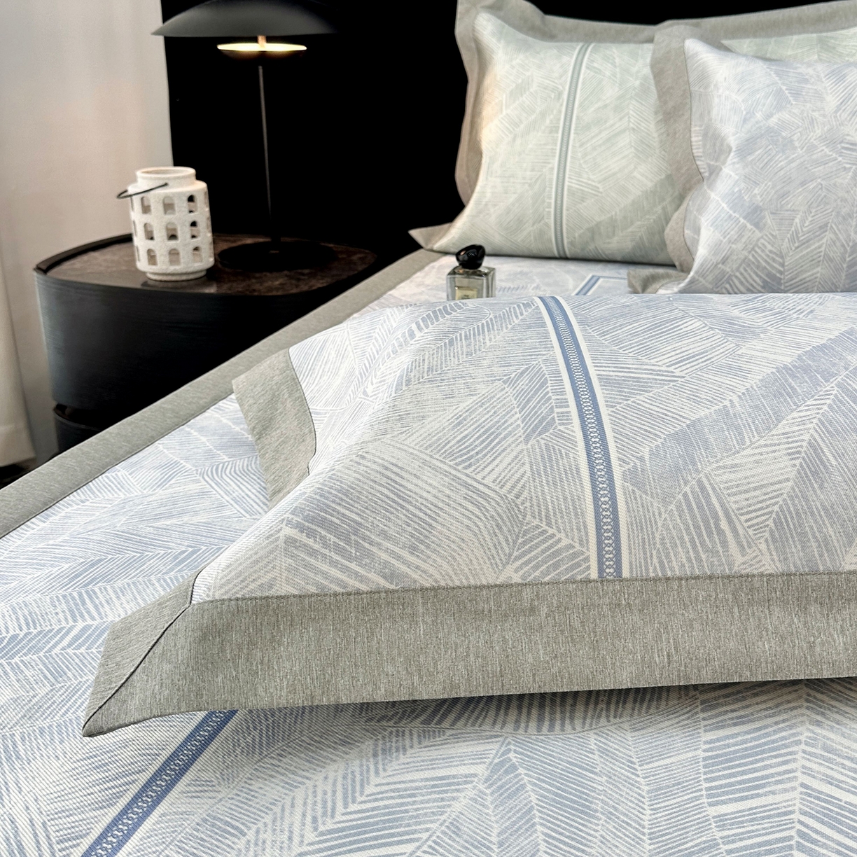 91家纺网 家纺一手货源 找家纺 （总）JUICY 橘滋家纺 2026年夏日新款高端简约意式轻奢数码冰丝席凉席