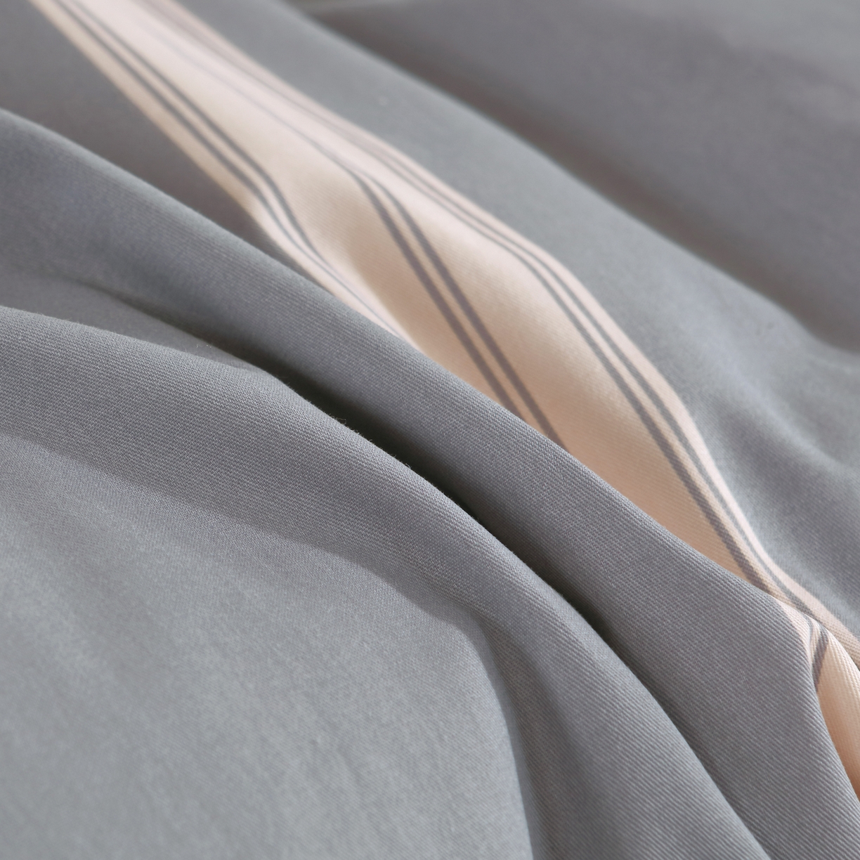 91家纺网 家纺一手货源 找家纺 雅绅阁 2026新款全棉纯棉加厚13372学生三件套多件套 仰望