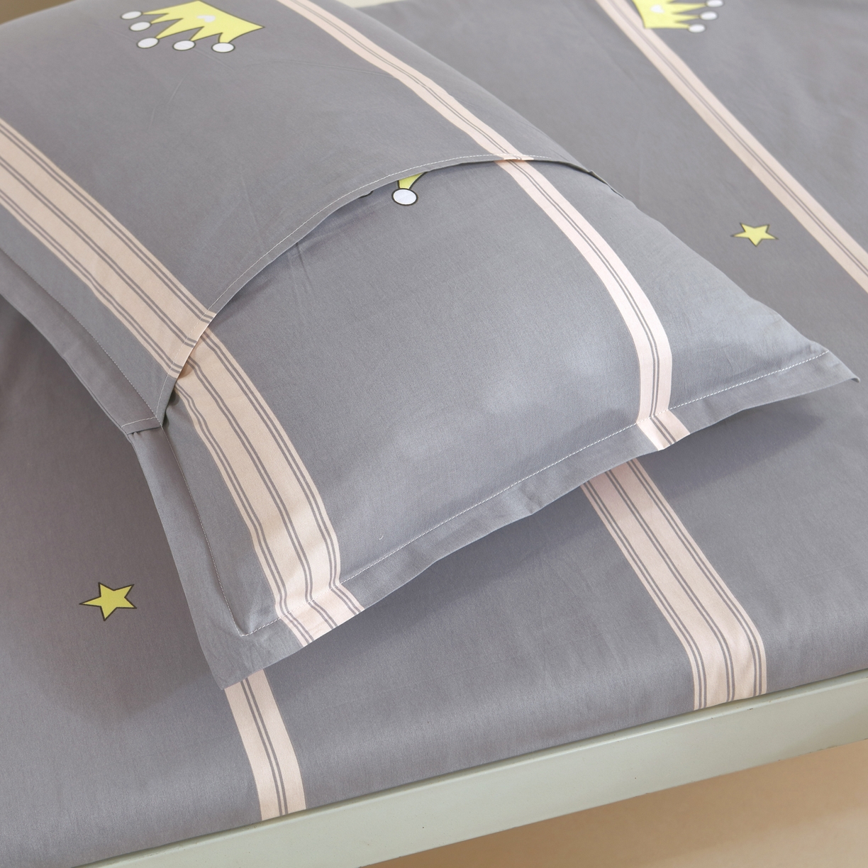 91家纺网 家纺一手货源 找家纺 雅绅阁 2026新款全棉纯棉加厚13372学生三件套多件套 仰望