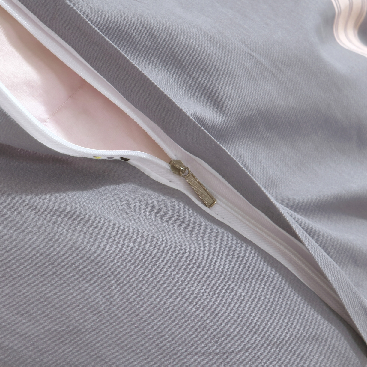 91家纺网 家纺一手货源 找家纺 雅绅阁 2026新款全棉纯棉加厚13372学生三件套多件套 仰望