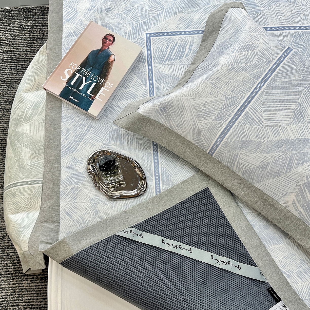 91家纺网 家纺一手货源 找家纺 （总）JUICY 橘滋家纺 2026年夏日新款高端简约意式轻奢数码冰丝席凉席