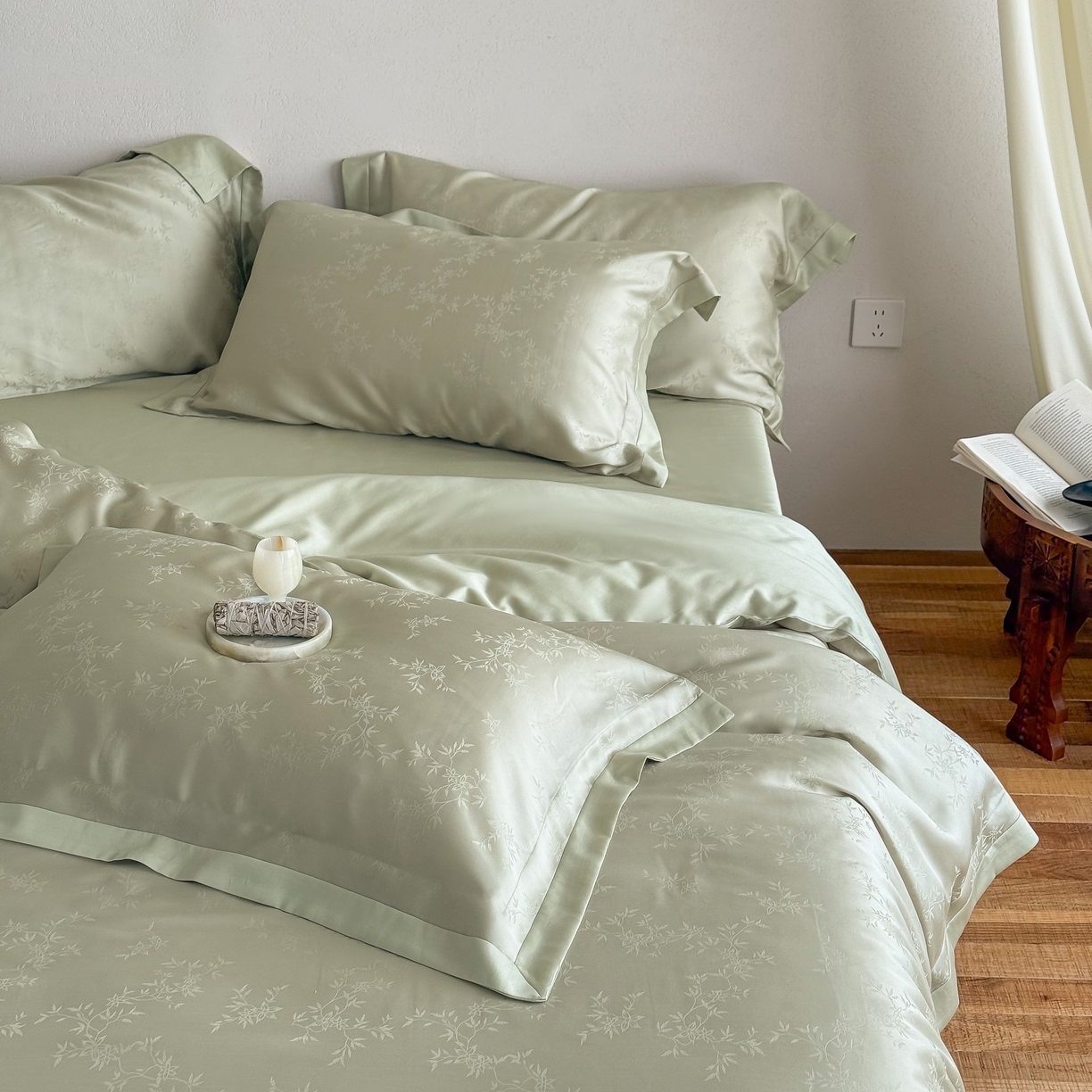 91家纺网 家纺一手货源 找家纺 （总）花时间 2026春夏新款60s兰精天丝染色提花四件套