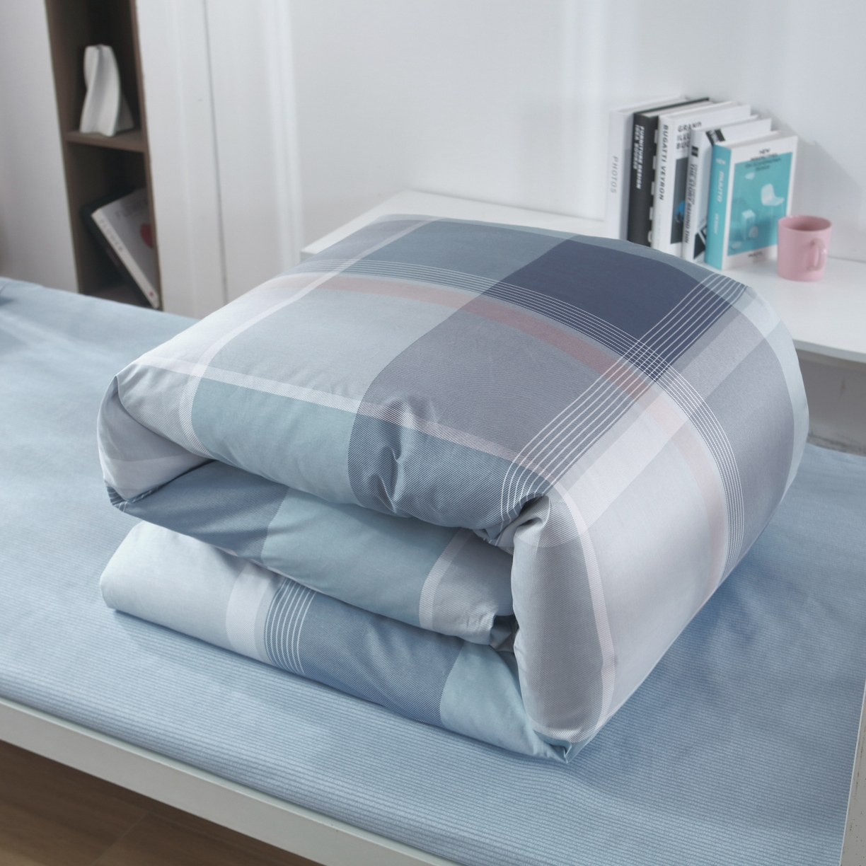 91家纺网 家纺一手货源 找家纺 雅绅阁 13372全棉学生宿舍纯棉三六件套全棉三件套源头工厂常年有货 奔放