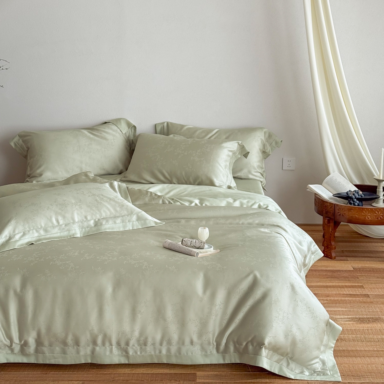 91家纺网 家纺一手货源 找家纺 花时间 2026春夏新款60s兰精天丝染色提花四件套 柒予-春绿