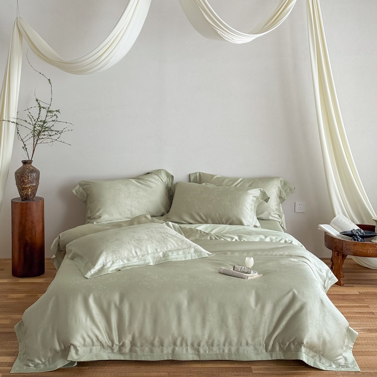 91家纺网 家纺一手货源 找家纺 花时间 2026春夏新款60s兰精天丝染色提花四件套 柒予-春绿