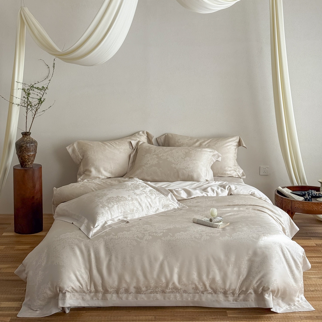 91家纺网 家纺一手货源 找家纺 花时间 2026春夏新款60s兰精天丝染色提花四件套 悠野-香槟